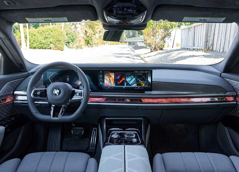 New BMW 760li 2023 G7