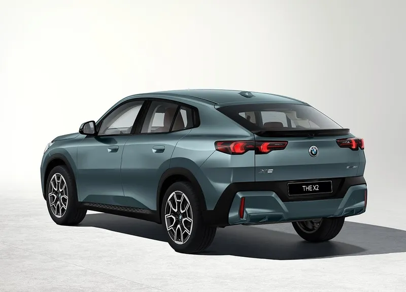 X2 20i 2024 Gallery 3