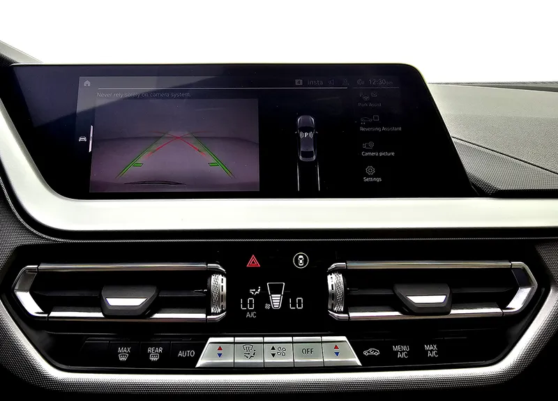 WBA11 AK09 R7 N59424 15