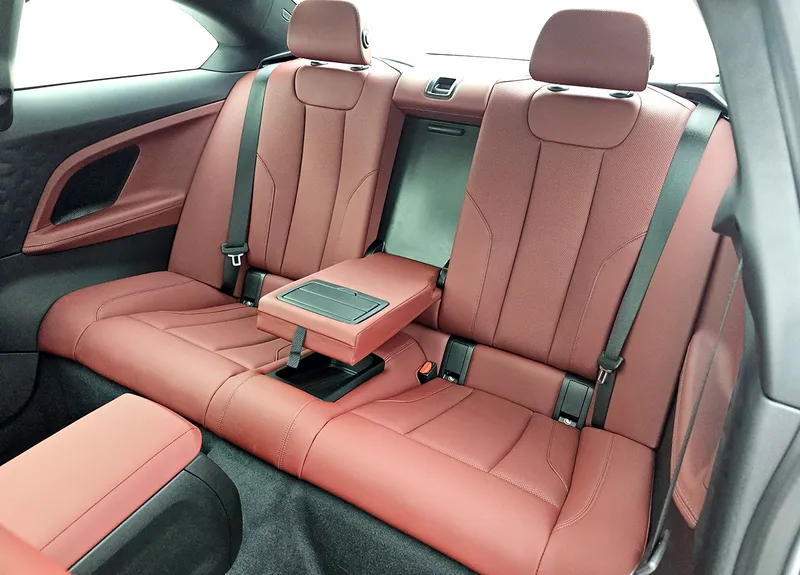 WBA21 CM06 S8 E97190 10