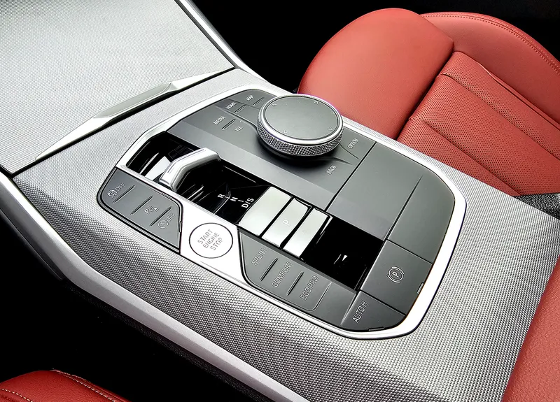 WBA58 FF00 R8 E34538 17