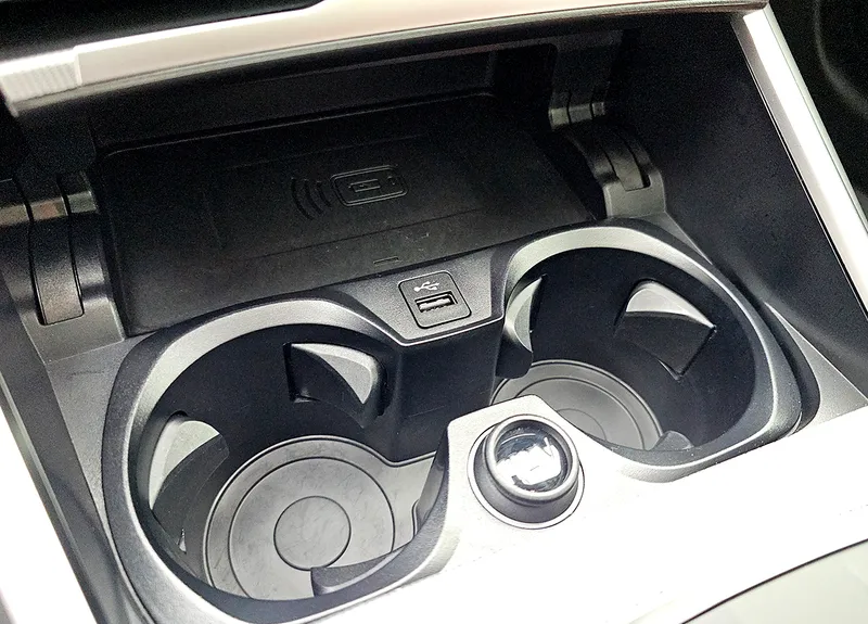 WBA58 FF00 R8 E47337 16