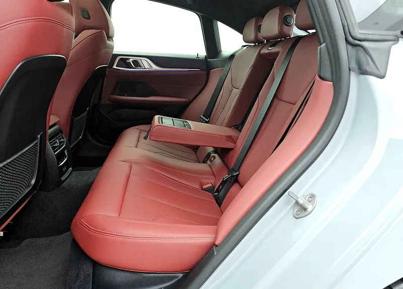 WBA11 AV05 RFT13908 10