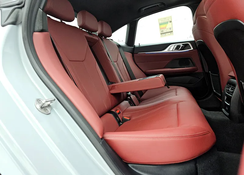 WBA11 AV05 RFT13908 11