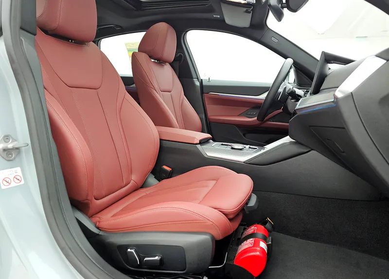 WBA11 AV05 RFT13908 12