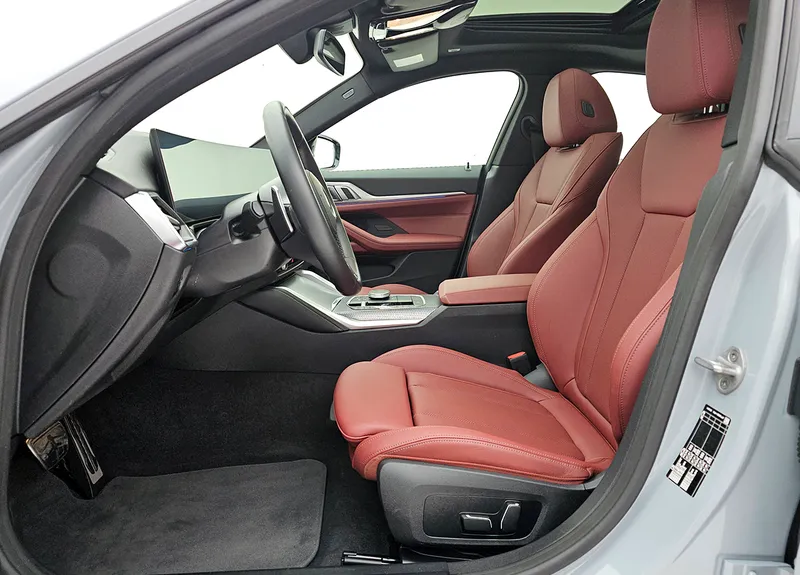 WBA11 AV05 RFT13908 9