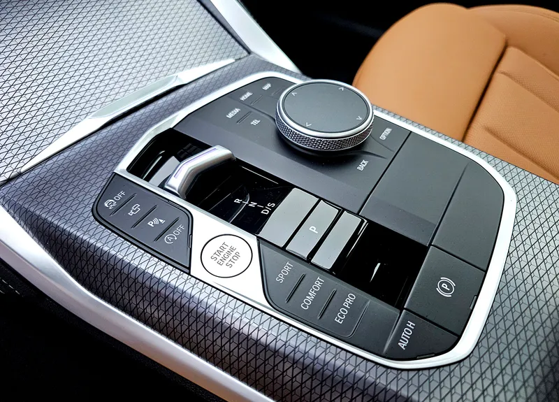 WBA11 HC07 SFU01523 17