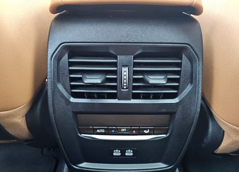 WBA11 HC07 SFU01523 18