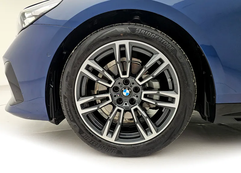 WBA11 FJ04 SCT41158 6