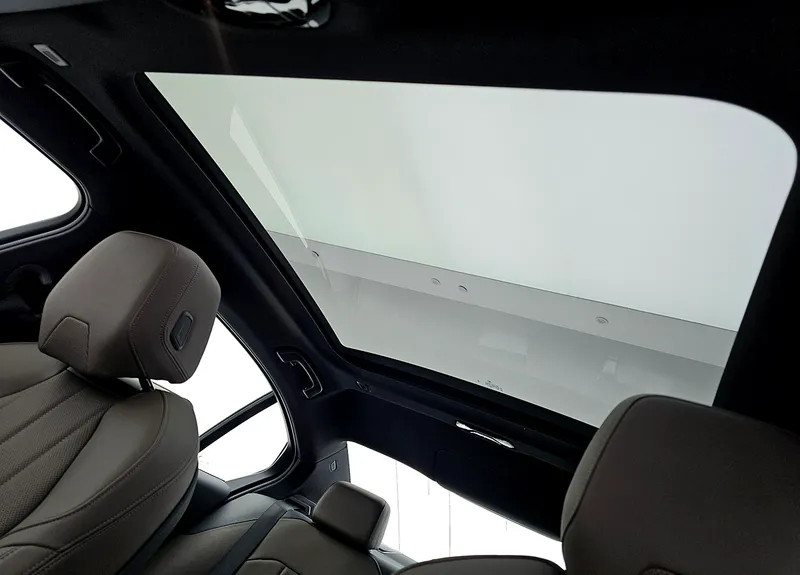 WBA11 FJ01 SCT42753 21