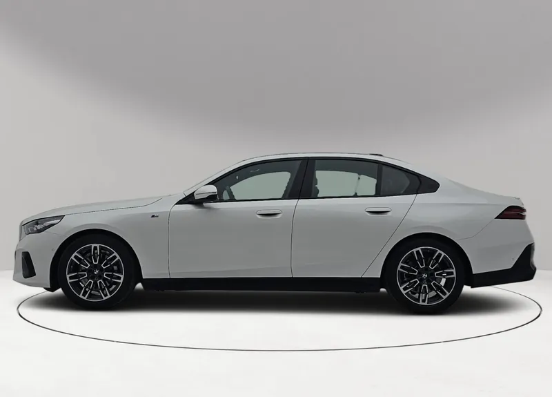 WBA11 FJ01 SCT42753 3