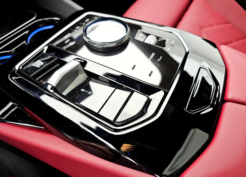 WBA11 FJ08 SCT55242 17