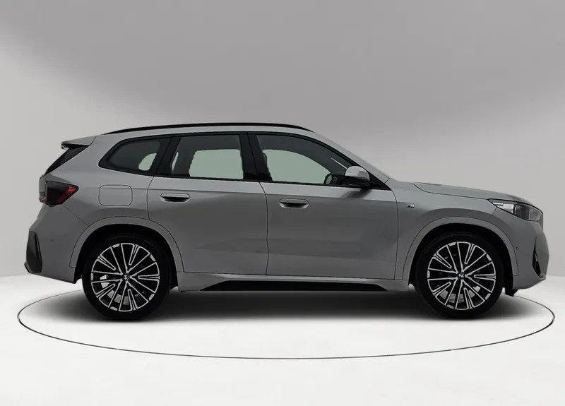 WBA51 EE00 R5 Y78677 3 2