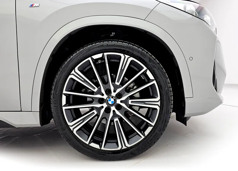 WBA51 EE00 R5 Y78677 6