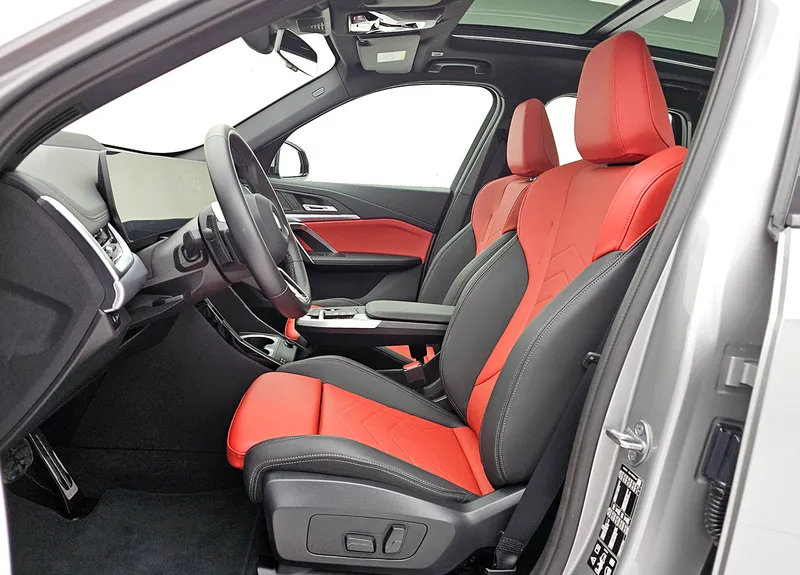 WBA51 EE00 R5 Y78677 9